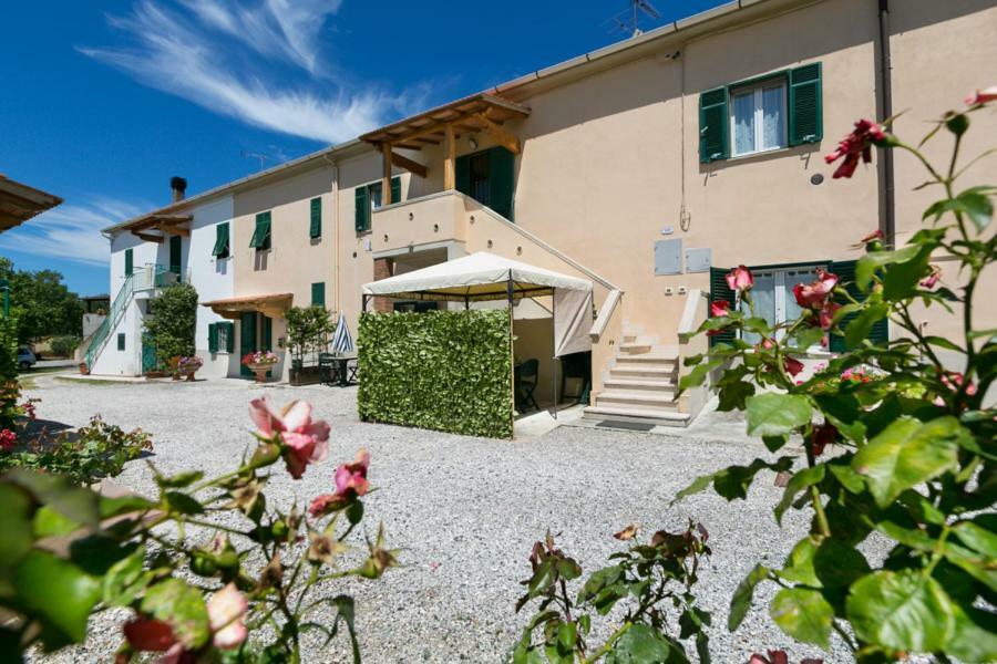 Agriturismo Case Nuove Castellina Marittima Eksteriør bilde