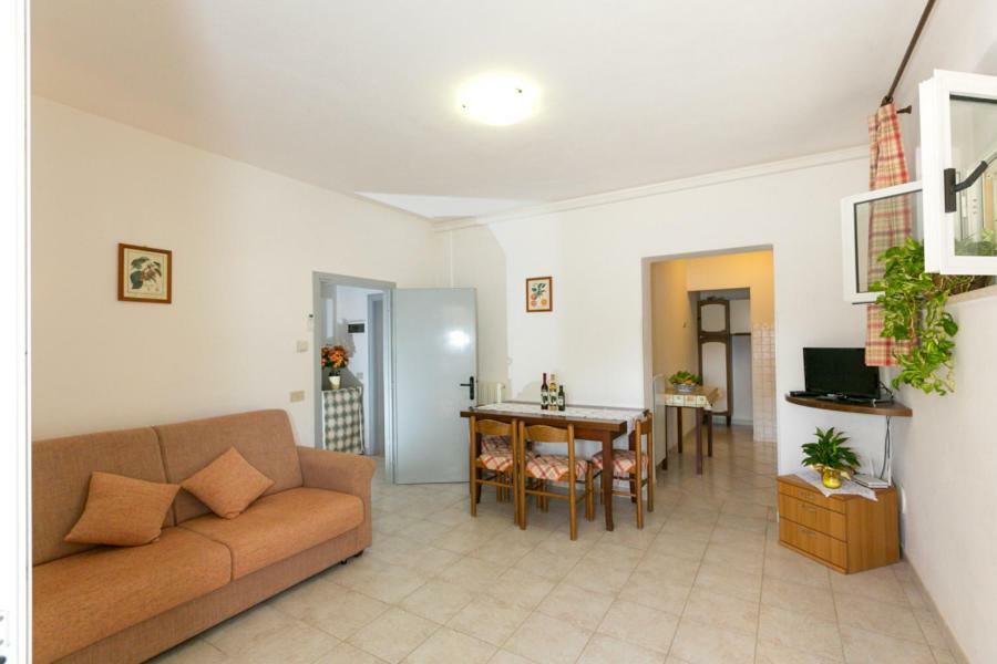 Agriturismo Case Nuove Castellina Marittima Eksteriør bilde